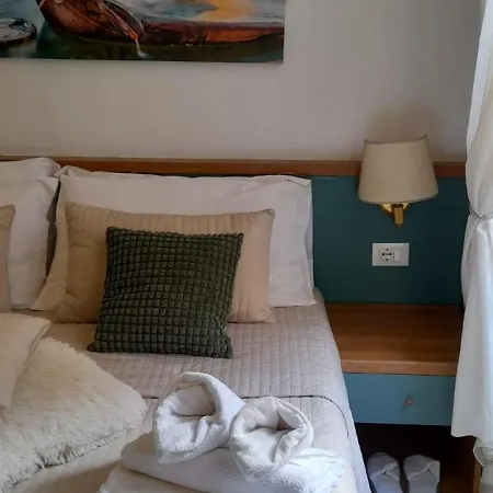 Castelfidardo Hotel *