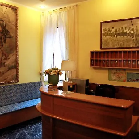 Castelfidardo 2* Rome
