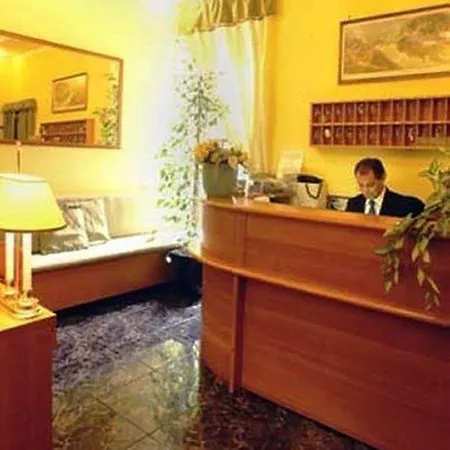 卡斯特费达尔朵酒店