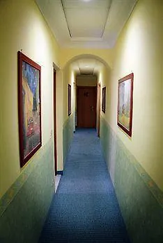 Castelfidardo 2* Рим