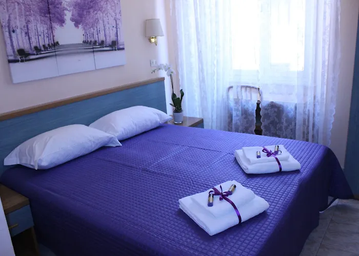 Castelfidardo Hotel *