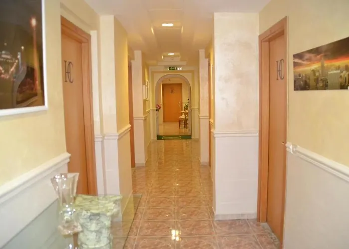 Castelfidardo Hotel *