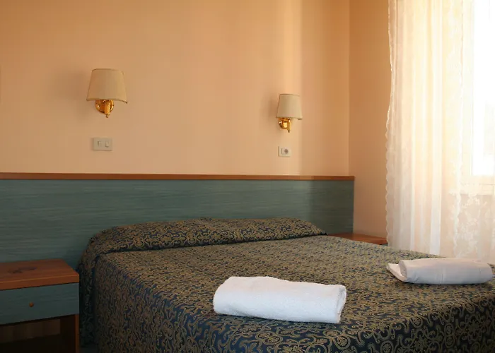 Castelfidardo Hotel *