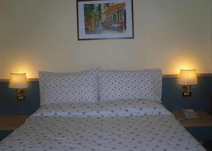 Castelfidardo * Roma